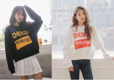 初秋卫衣穿搭：让你秒变元气少女(图5)