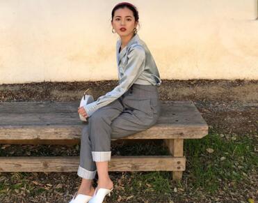 谢绝一成不变，潮女三招挑对衬衫(图1)