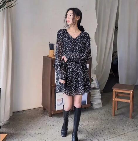 微商厂家女装代理加盟，教精准引流人脉(图1)