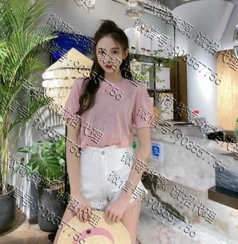 潮牌男女服装档口 微商爆款货源基地 一件代发(图1)